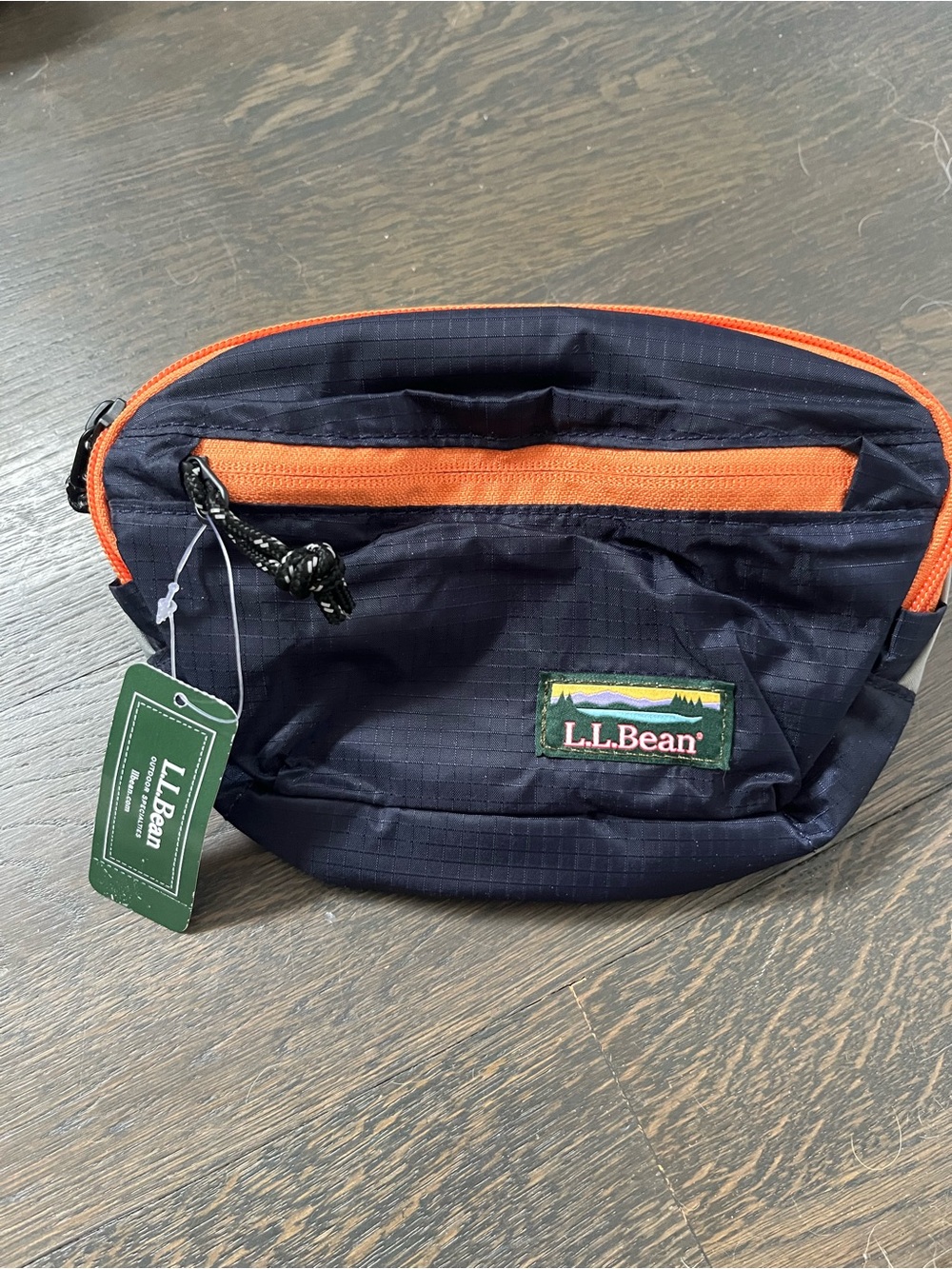 New NWT LL bean hip pack